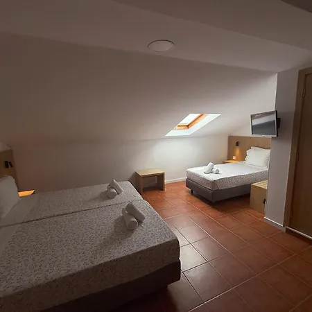 波所多斯安酒斯酒店