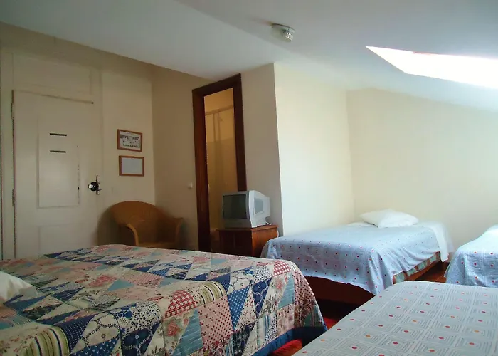 波所多斯安酒斯酒店 3*