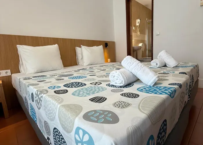 波所多斯安酒斯酒店 招待所 3*