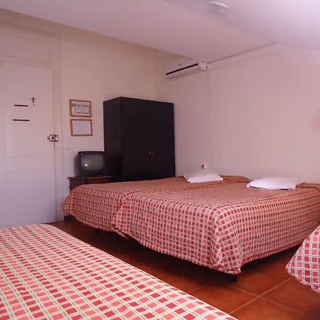 Πανσιόν Pouso Dos Anjos 3*